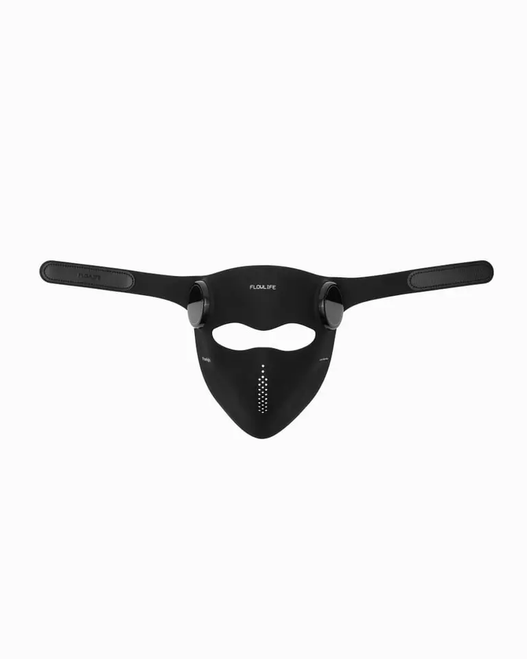 Flowlight Laser Mask Ultra Three Waves in black medical-grade silicone with adjustable straps, shown from the front.